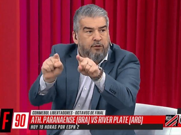 El Chavo Fucks internado por complicaciones de COVID-19