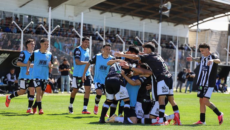 Cipo, las emociones del fútbol y mucho más que la búsqueda de un ascenso