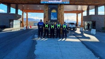 Santa Cruz: Operativos de Tránsito en El Calafate por el show de La Renga. Santa Cruz: Operativos de Tránsito en El Calafate por el show de La Renga.