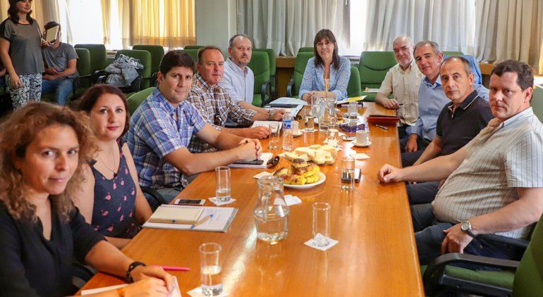 Buscan regularizar la oferta informal hacia el turismo