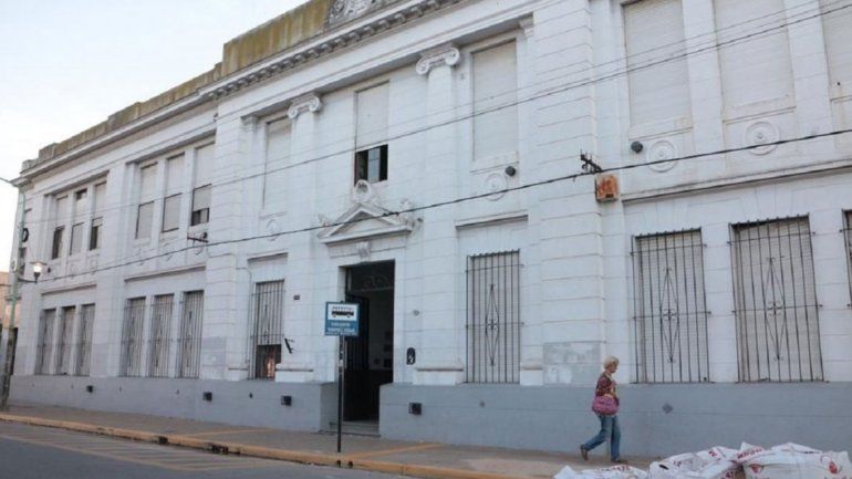 Una maestra cacheó a nenes de primer grado