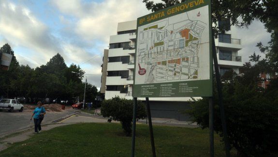 Los vecinos ya se han reunido con la Policía, pero nada cambia.
