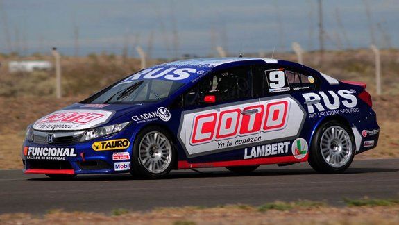 Manu Urcera buscará tener otro fin de semana feliz