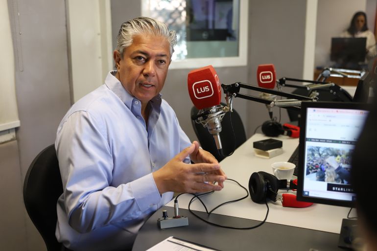 Rolando Figueroa pasó por LU5 y habló de cara a las elecciones del proximo 26 de octubre