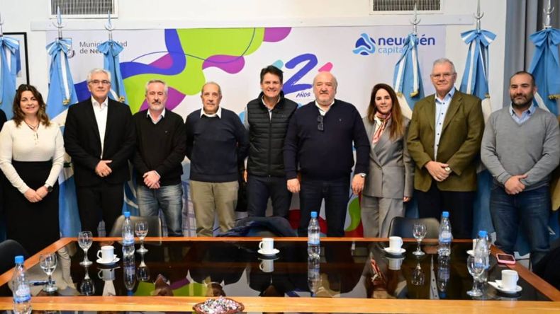 Impulsan beneficios para locales gastronómicos que promuevan vinos neuquinos | LM Neuquen Impulsan beneficios para locales gastronómicos que promuevan vinos neuquinos