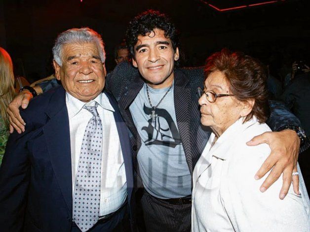 El 10 amaba y extrañaba a sus padres