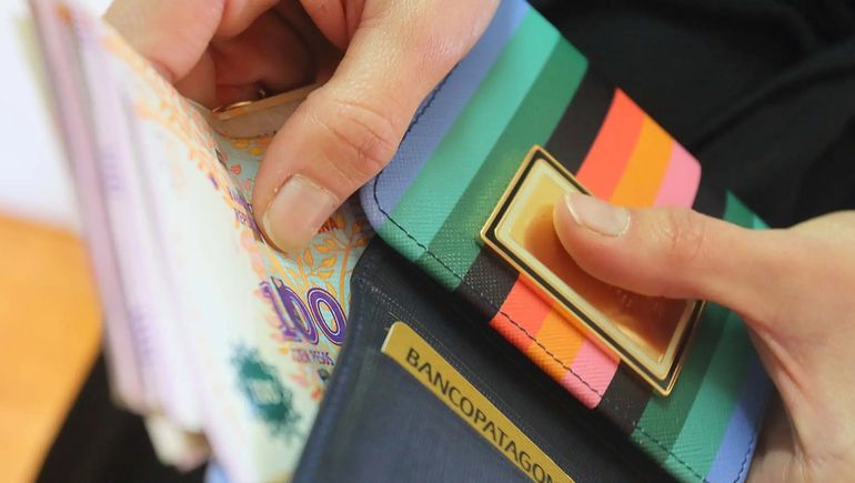 Dieron a conocer el cronograma de pago a los estatales rionegrinos