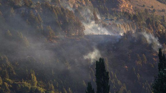 Luego de 3 horas de trabajo contuvieron el incendio