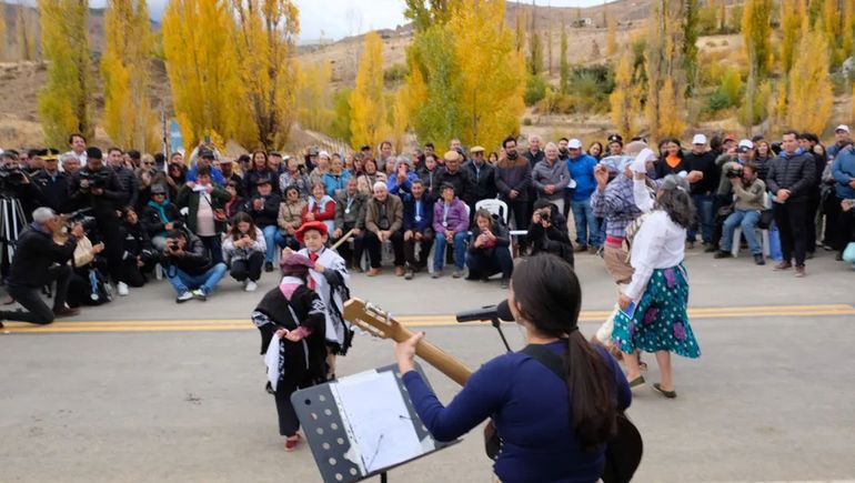 La Ruta 39 y la cueca neuquina: identidad en la región del Alto Neuquén