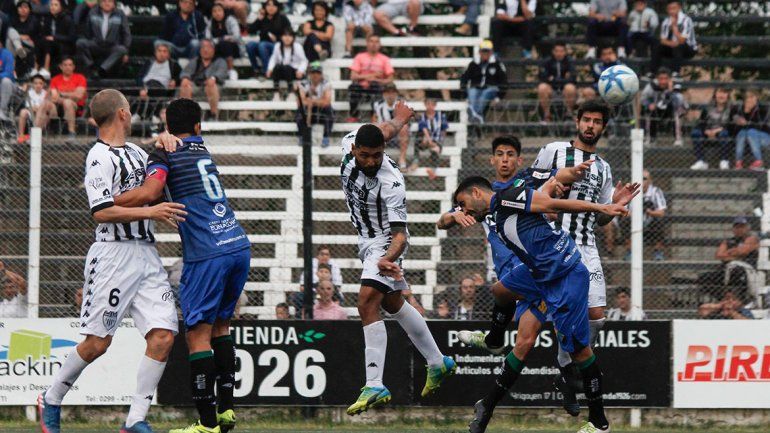 Cipo no levanta cabeza panorama Albi-negro