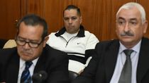 El crimen ocurrió dentro de una peluquería de Recoleta y terminó con una condena de 20 años para Abel Guzmán. El crimen ocurrió dentro de una peluquería de Recoleta y terminó con una condena de 20 años para Abel Guzmán.