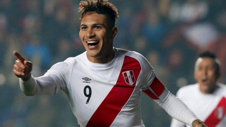 Angelici está dispuesto a incorporar un jugador de jerarquía.