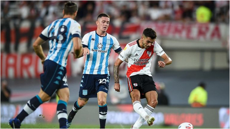 Qué figura del campeonato argentino estaba por firmar con Racing y terminó en River: Bombazo