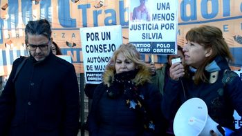 por esa denuncia, silvia y su familia estaban recibiendo amenazas por esa denuncia, silvia y su familia estaban recibiendo amenazas