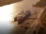 Nación salió a comprar de apuro un cargamento de GNL, pero Petrobras no aceptó el pago.