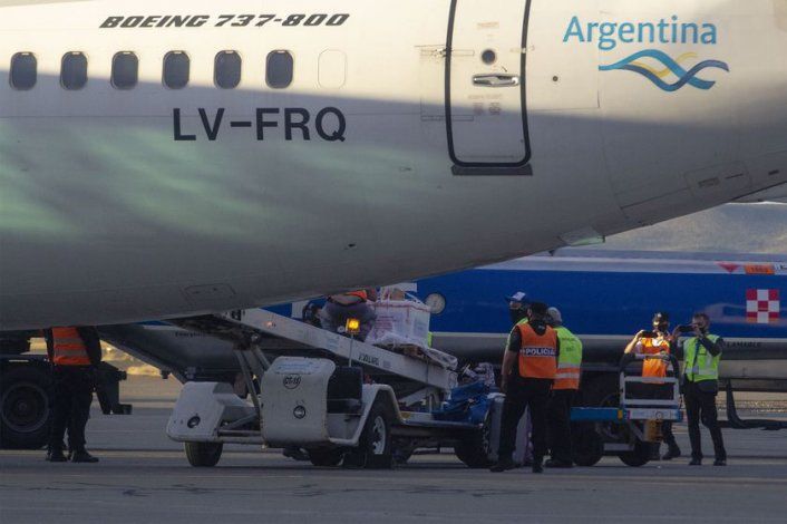 Sputnik V: la razón por la que Argentina envió 20.000 dosis a Bolivia