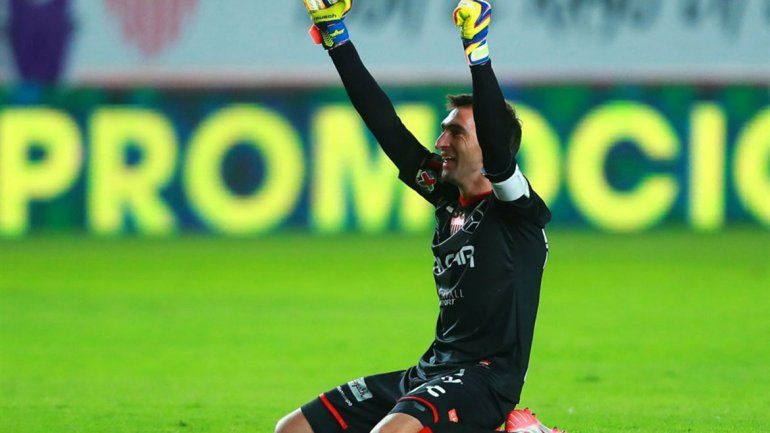 Trapito festejó el tercer título de la Copa que logró el Necaxa.&nbsp;