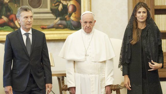 El papa Francisco, ayer, durante la reunión a solas con el presidente Mauricio Macri.