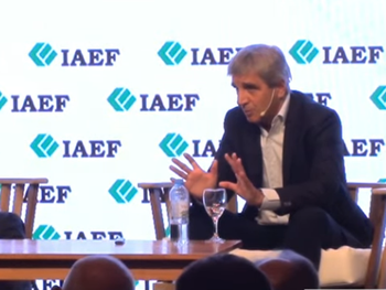 Luis Caputo realizó declaraciones en el 21º&nbsp;Simposio de Mercado de Capitales.