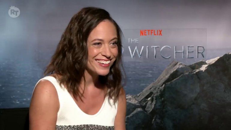 Lauren Schmidt Hissrich