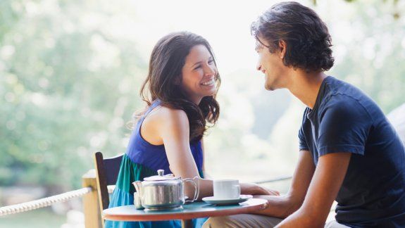 No es tan habitual en la actualidad que la gente apueste a las relaciones largas. Pero, al menos, llegar a un segundo encuentro...