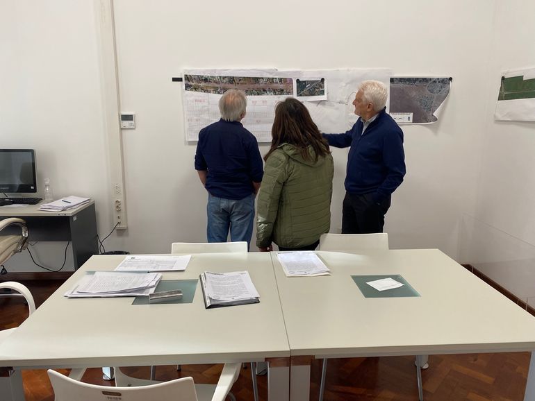 Defensores del Pueblo de Neuquén se reunieron con Vialidad Nacional para expresarle sus inquietudes acerca del estado de las rutas que atraviesan la provincia.