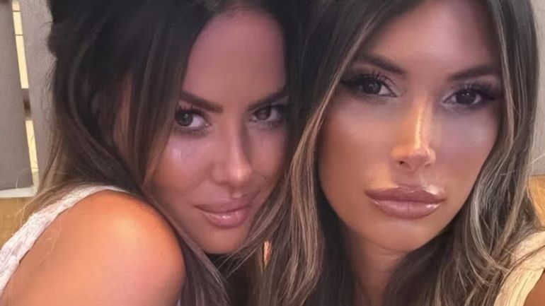 Flor Parise y Karina Jelinek