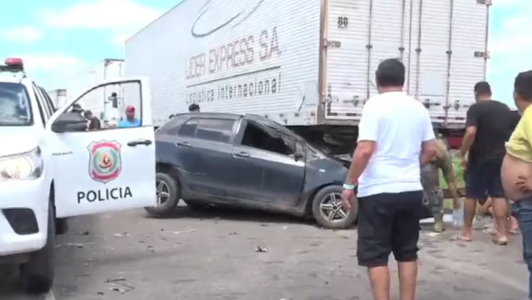 El auto negro