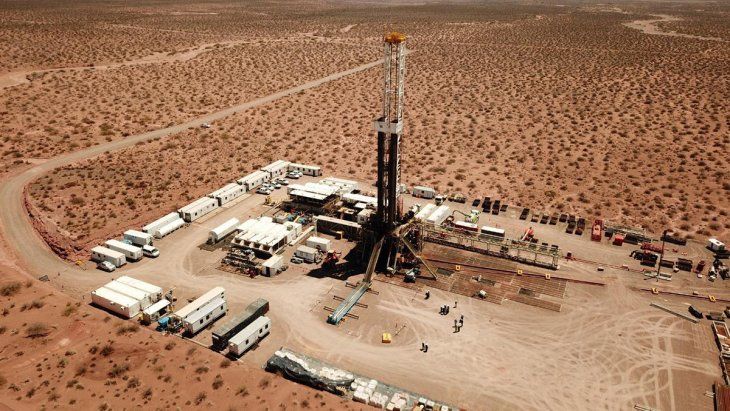 Vaca Muerta entra en una etapa clave donde solo las petroleras con escala y continuidad podrán consolidar su liderazgo.