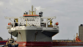 Navega hacia Bahía Blanca la flota que instalará la terminal offshore de Punta Colorada.