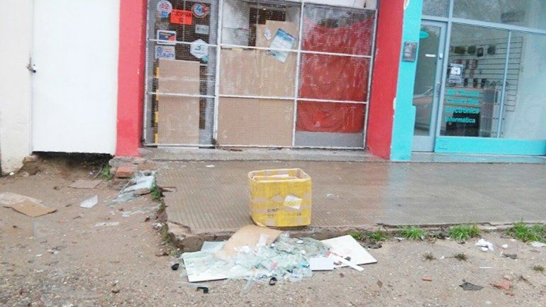 Cutral Co: otra vez se llevaron bijouterie del mismo negocio