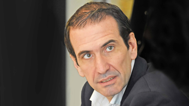 La campaña de Cervi, jaqueada por enemigos íntimos