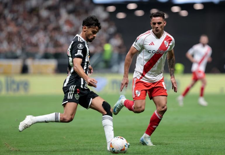 Enzo Díaz Enzo Díaz