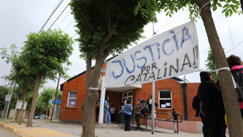 hablo el papa de catalina, la nena atropellada por un patrullero en plottier: que dijo sobre su estado de salud hablo el papa de catalina, la nena atropellada por un patrullero en plottier: que dijo sobre su estado de salud