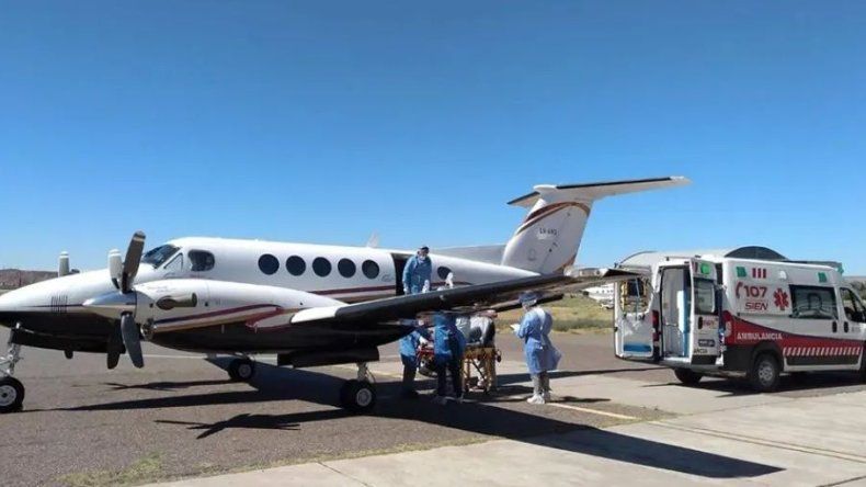 Reactivaron vuelos sanitarios en Neuquén: un niño y una mujer con un shock post cesárea, los primeros casos | LM Neuquen Reactivaron vuelos sanitarios en Neuquén: un niño y una mujer con un shock post cesárea, los primeros casos