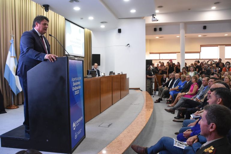Gaido lleva su gestión ante los concejales y vecinos de la ciudad
