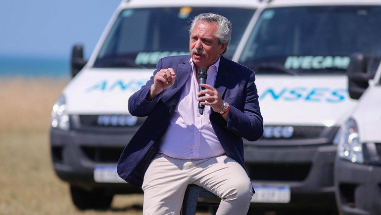 Alberto llamó a los jóvenes a reflexionar: No se puede jugar con fuego