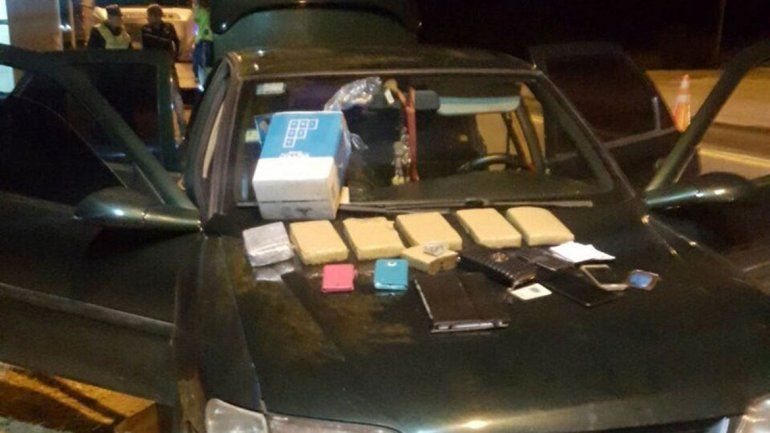 Tenían marihuana y cocaína.