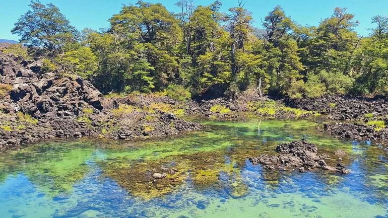 La Laguna Verde es una de las opciones para este verano 2025