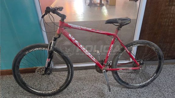 Las bicicletas recuperadas por la Policía se encuentran en la Comisaría Segunda de esta capital.