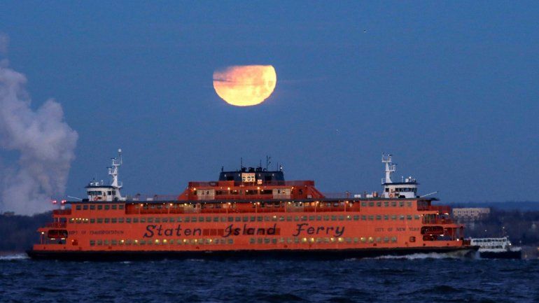 La superluna de sangre, un fenómeno que atrajo al mundo
