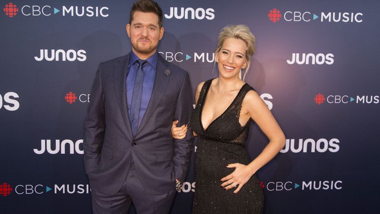 Michael Bublé y Luisana Lopilato fueron padres por cuarta vez.