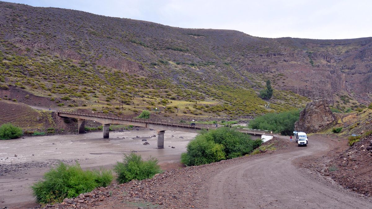 Admiten que hay arsénico en el agua de Varvarco