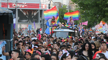 marcha orgullo gay neuquen 2021