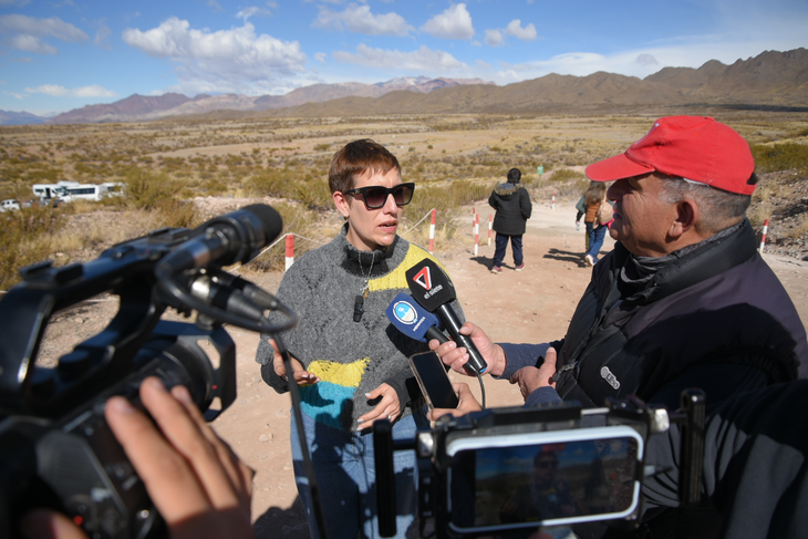 La ministra de Energía y Ambiente, Jimena Latorre, se mostró conforme con la audiencia. Foto: prensa gobierno de Mendoza La ministra de Energía y Ambiente, Jimena Latorre, se mostró conforme con la audiencia. Foto: prensa gobierno de Mendoza