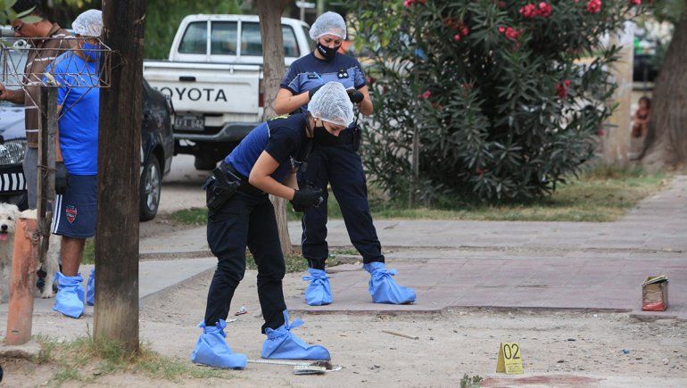 Violan a una joven madre y la asesinan a machetazos