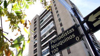 El 24 de marzo de 1976, la Torre Periodistas I fue ocupada ilegalmente. El 24 de marzo de 1976, la Torre Periodistas I fue ocupada ilegalmente.