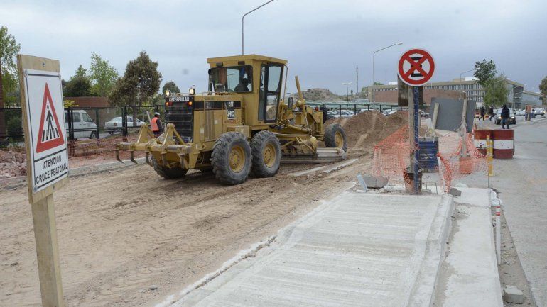 Las máquinas trabajaron intensamente sobre la calle Leloir.