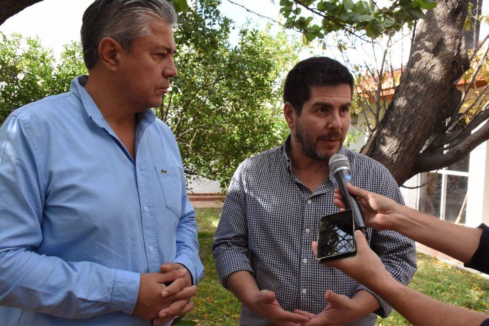 El médico elefante se bajó de la candidatura por Rolando Figueroa