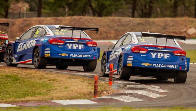 Chevrolet deja listos los Cruze para el torneo 2022 del Súper TC2000